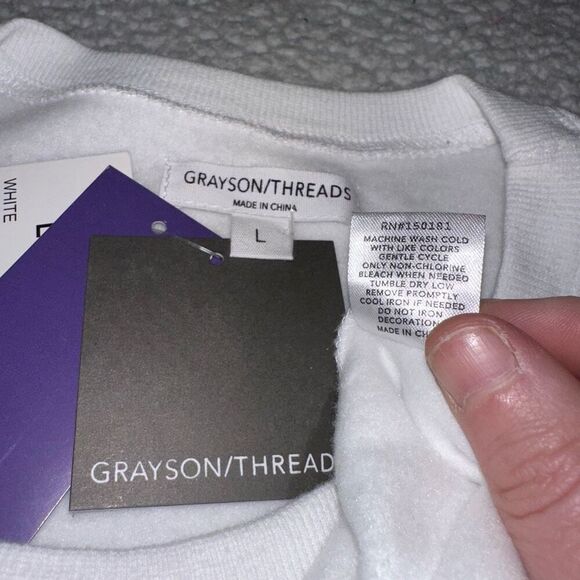 Grayson Threads Women’s White Apres Ski Graphic Crew Large NWT - Picture 7 of 11